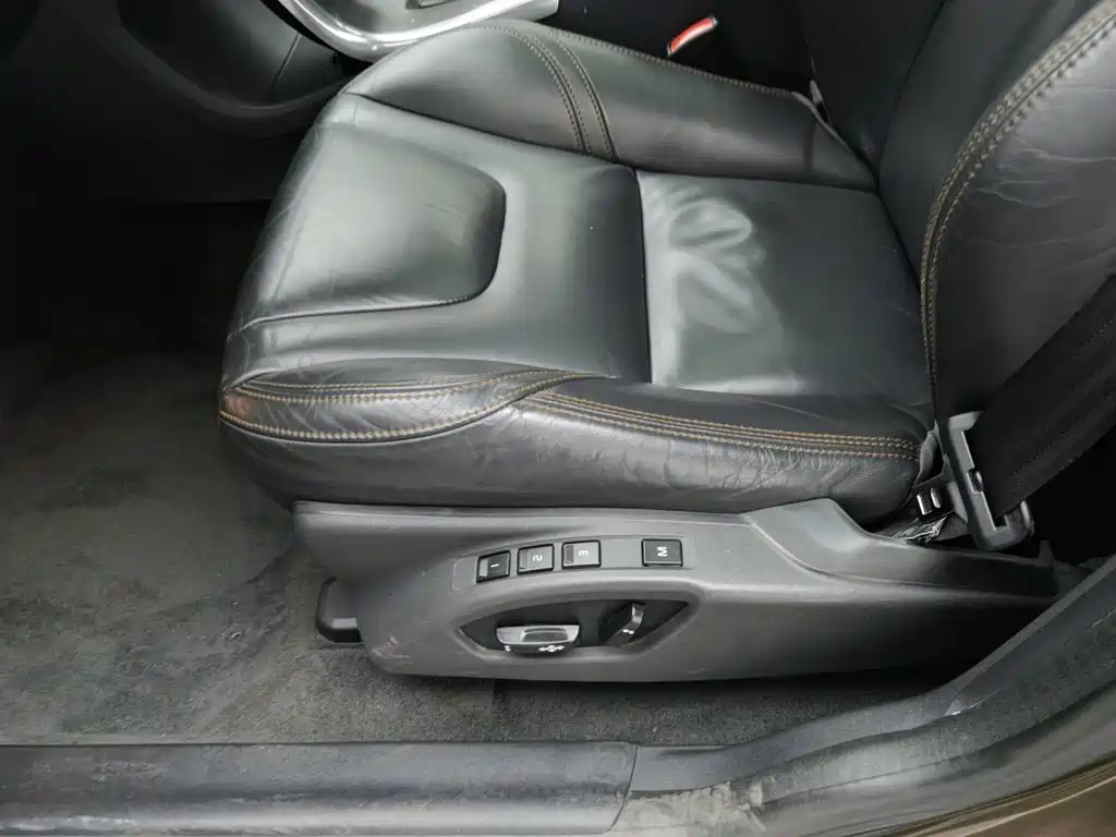 Volvo XC60 (Import) — миниатюра 20