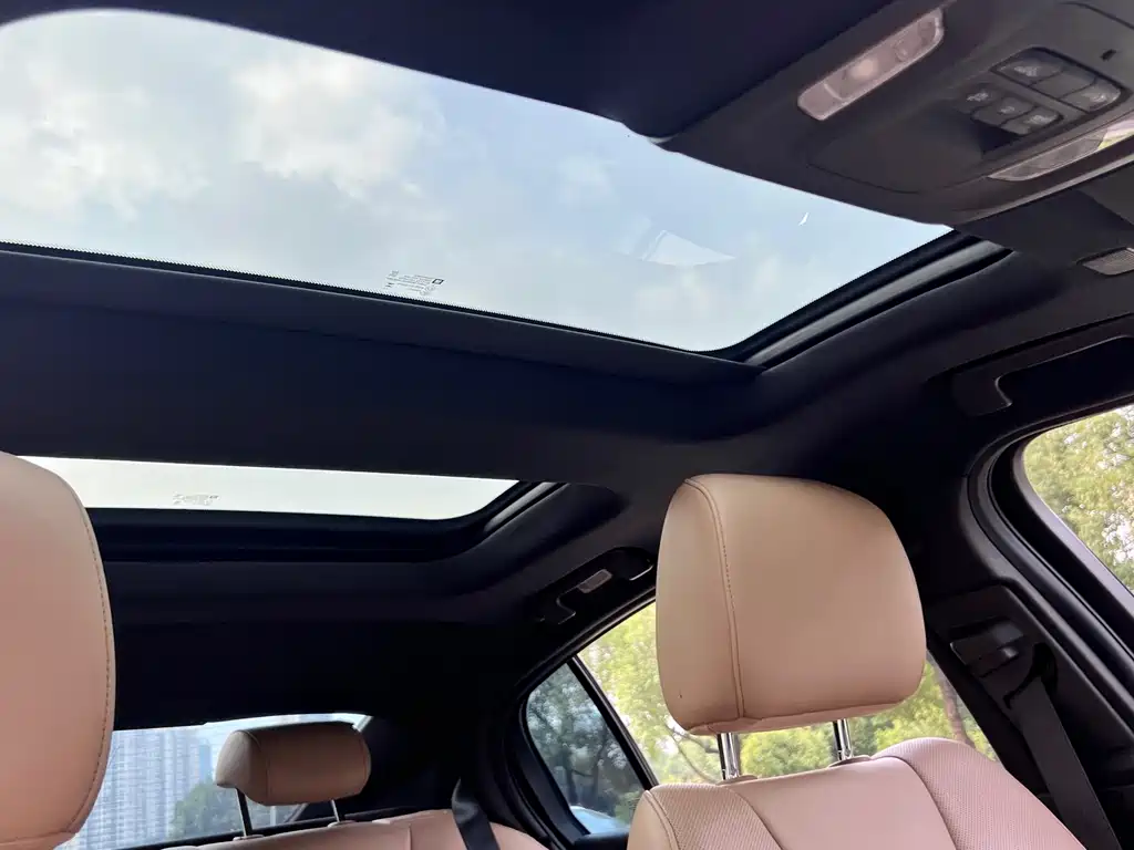 Cadillac CT5 — миниатюра 30