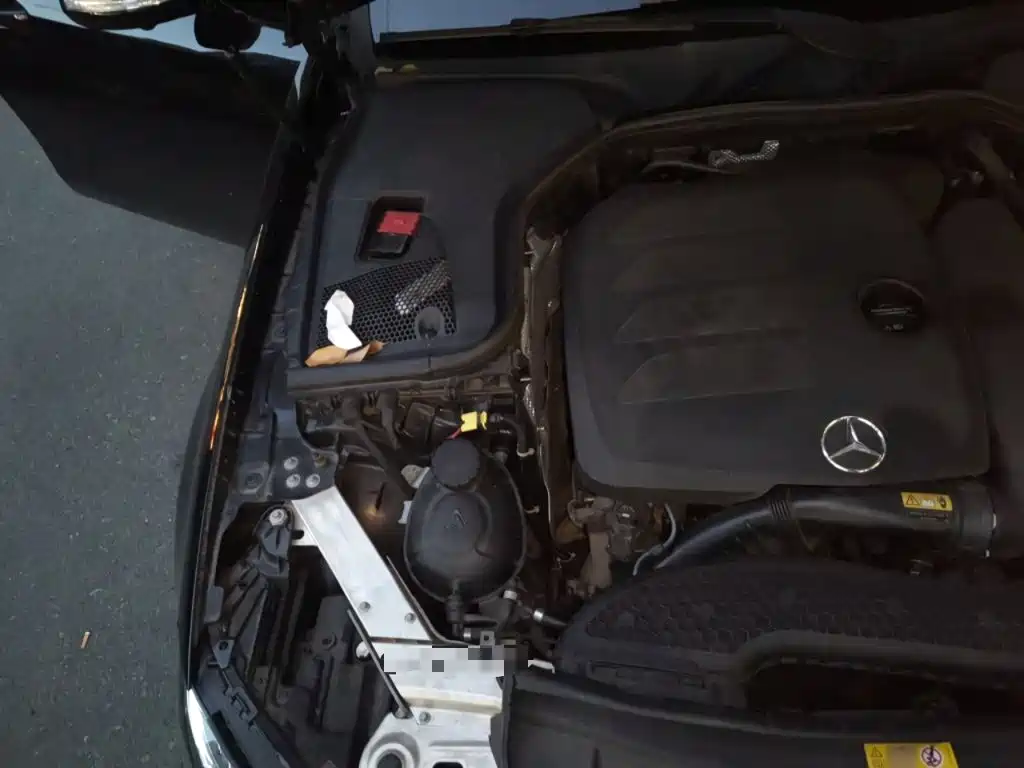 Mercedes-Benz E-Class — миниатюра 19
