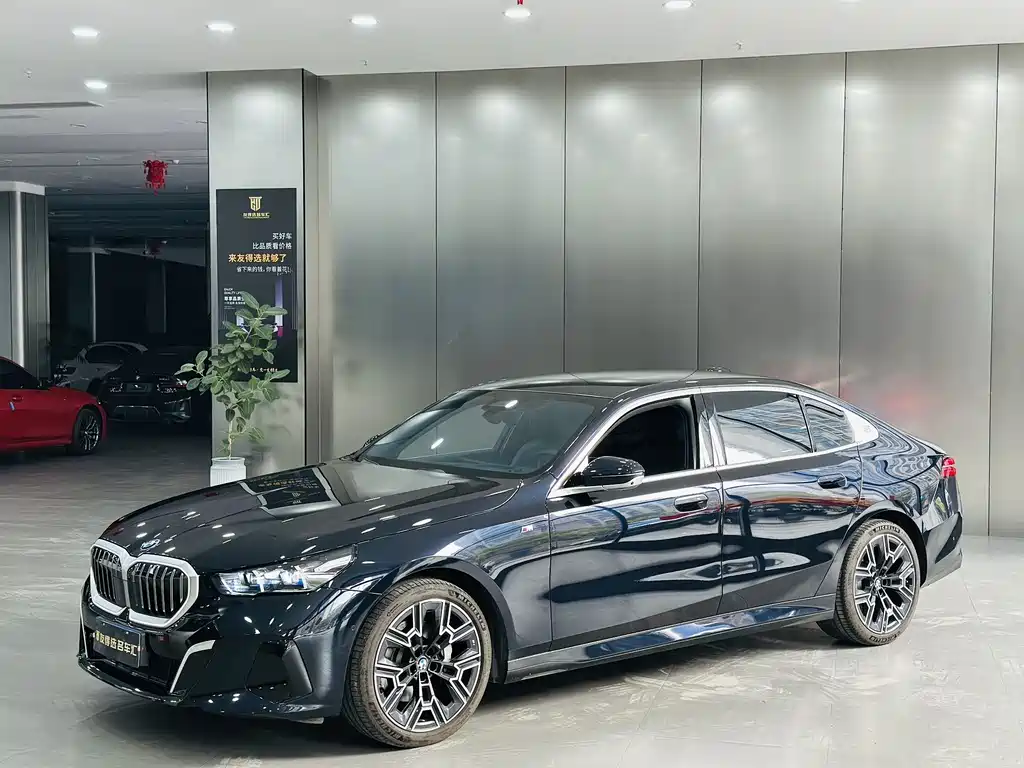 BMW 5 Series 2024