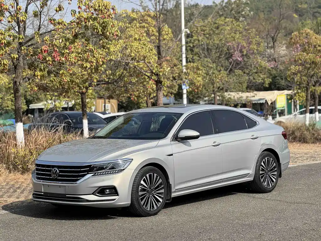 Volkswagen Passat 2021