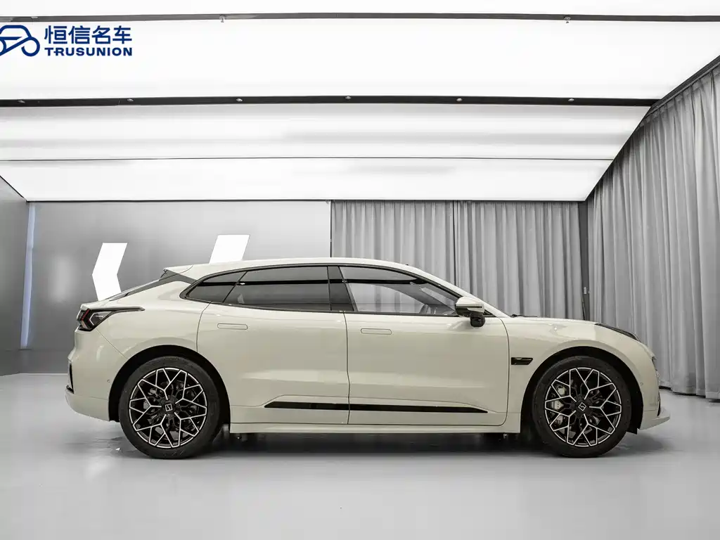 ZEEKR EXTREME KRYPTON 001