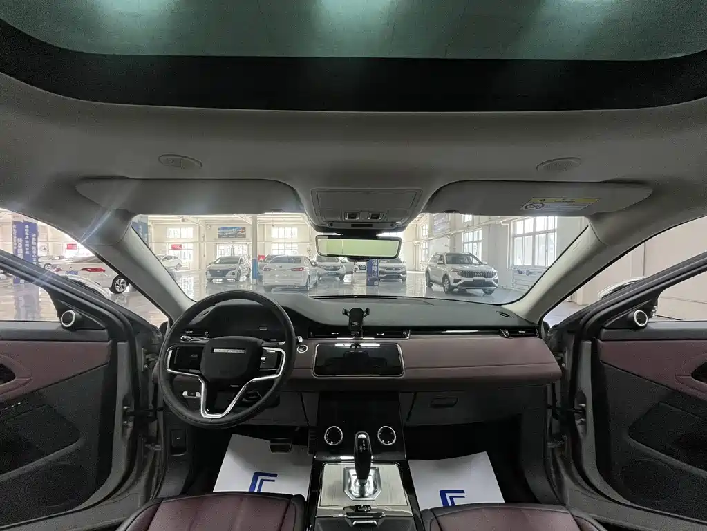 Land Rover Evoque — миниатюра 11