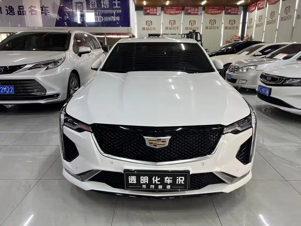 CADILLAC CT4