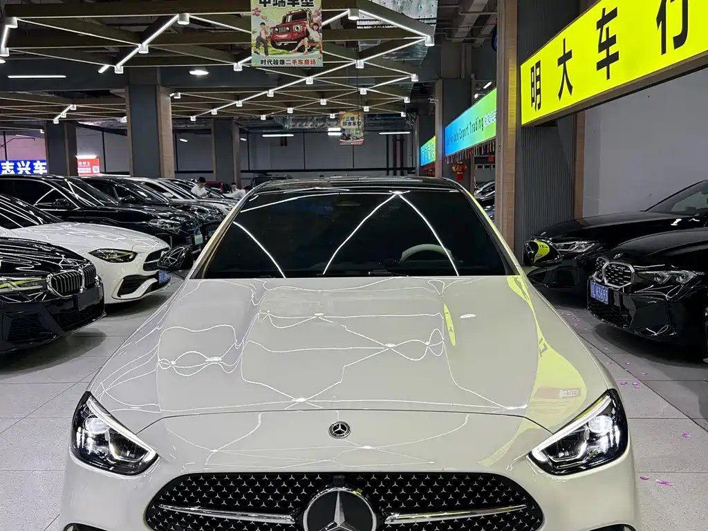 Mercedes-Benz C-Class — миниатюра 2