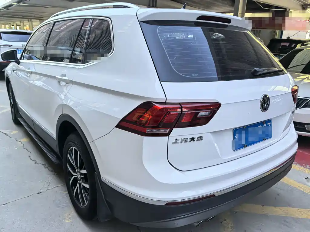 Volkswagen Tiguan L — миниатюра 4