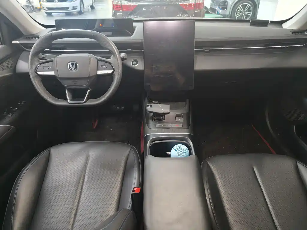 Changan Eado — миниатюра 8