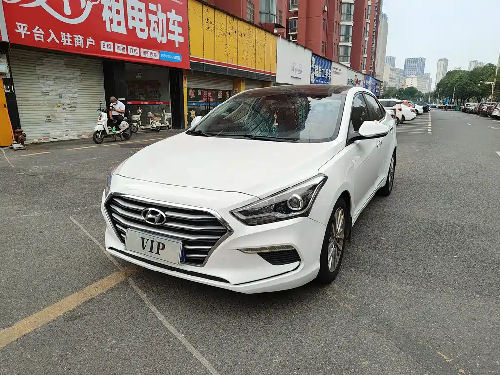 Hyundai Mistra