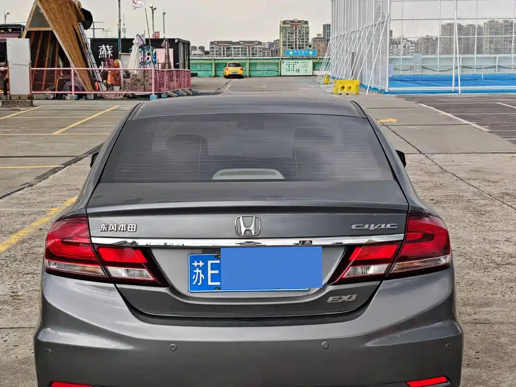 Honda Civic — миниатюра 5