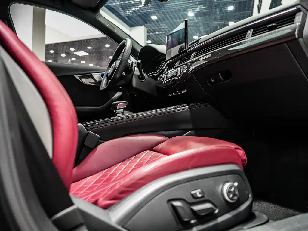 Audi S4 — миниатюра 9
