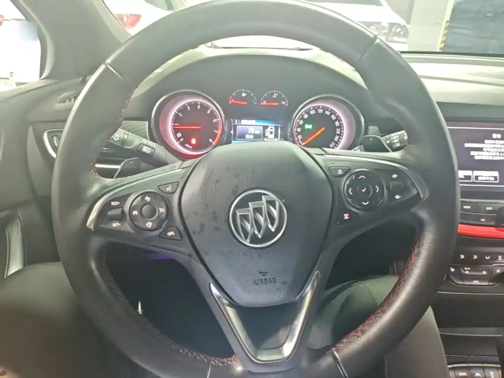 Buick Verano — миниатюра 11
