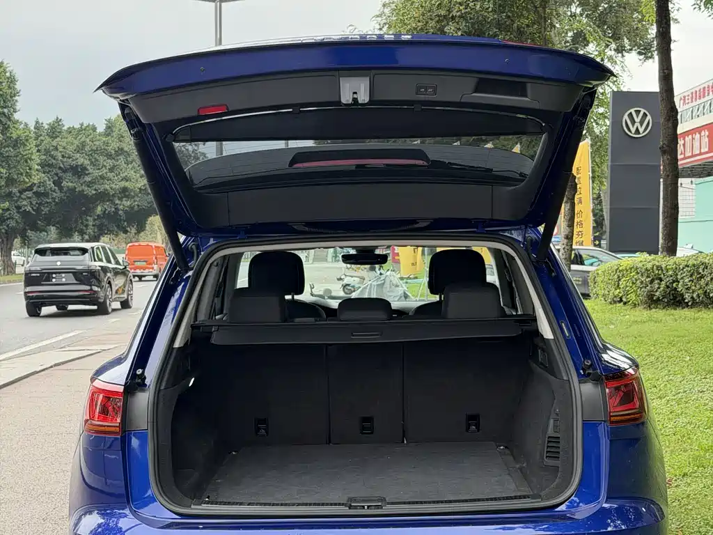 Volkswagen Touareg — миниатюра 9