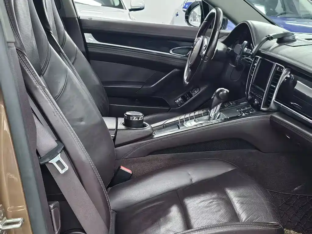 Porsche Panamera — миниатюра 18