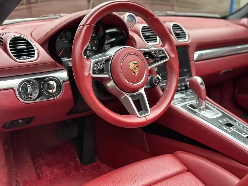 Porsche 718 2022 Boxster T 2.0T