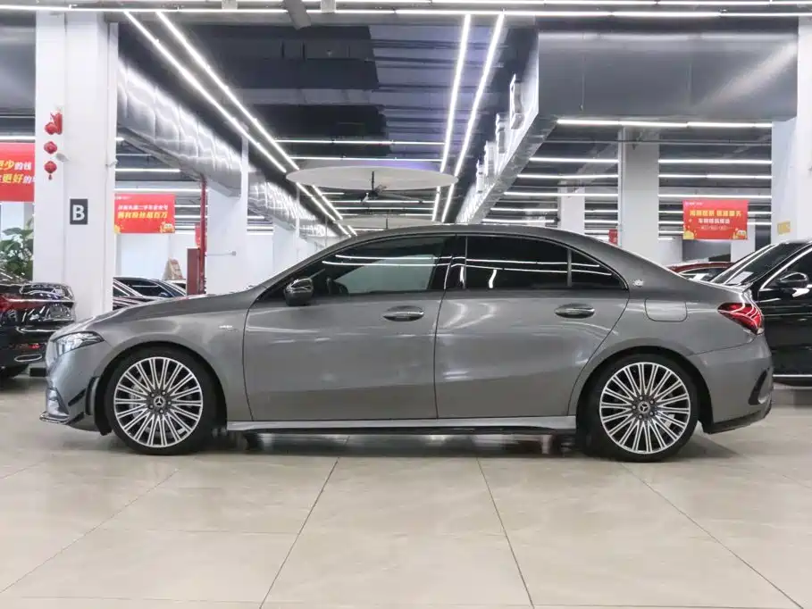Mercedes-Benz A-Class AMG — миниатюра 3