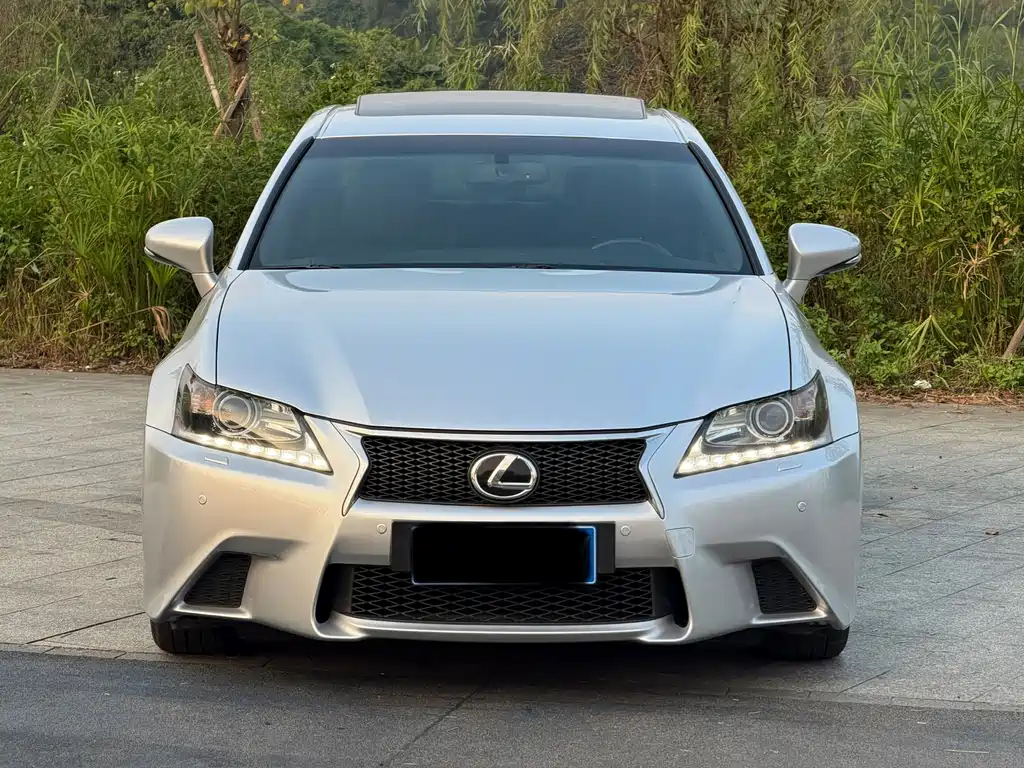 Lexus GS — миниатюра 2