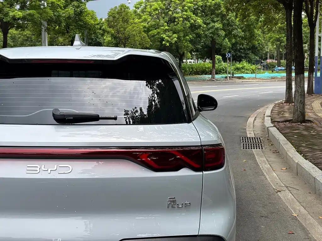 BYD Yuan UP — миниатюра 29
