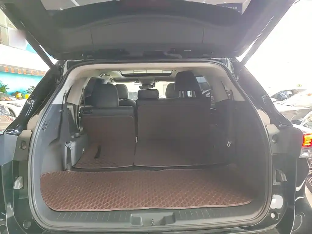Toyota Highlander — миниатюра 19