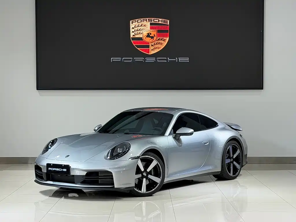 Porsche 911 2025