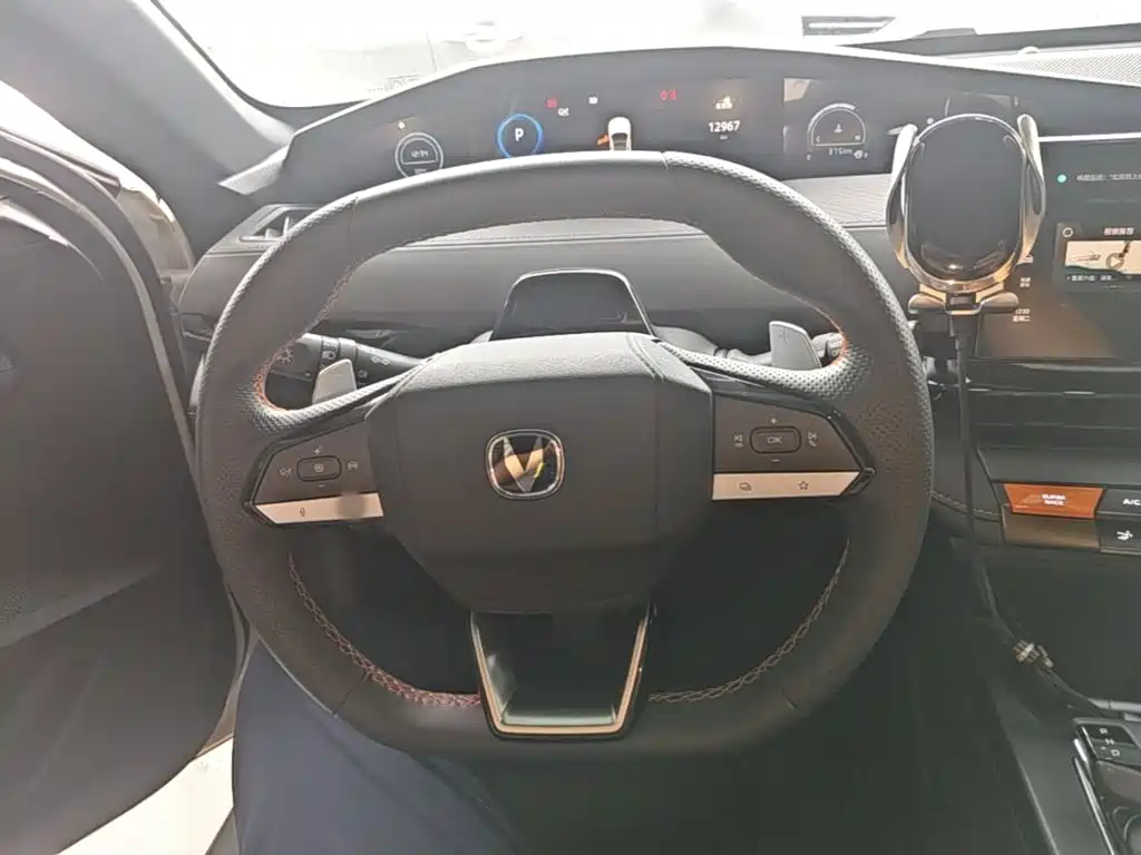 Changan UNI-V — миниатюра 11
