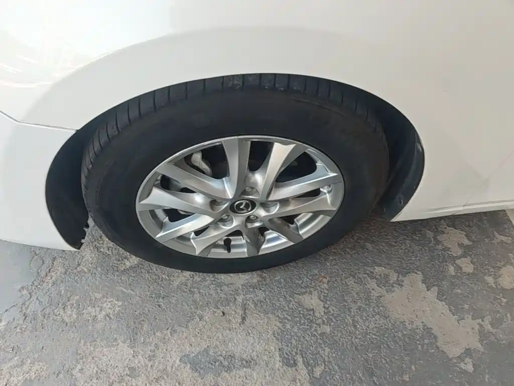 Mazda 3 Axela — миниатюра 23