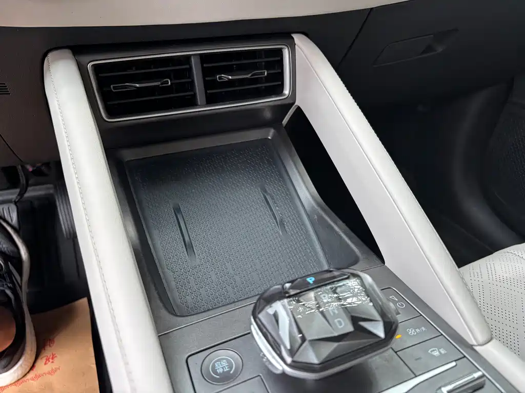 BYD Yuan UP — миниатюра 15