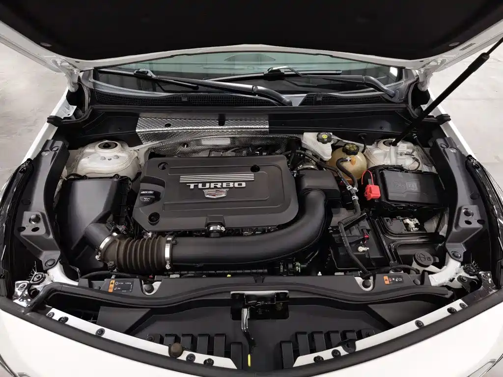 Cadillac XT4 — миниатюра 6