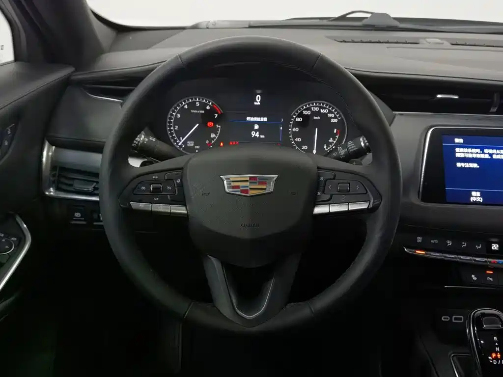 Cadillac XT4 — миниатюра 11