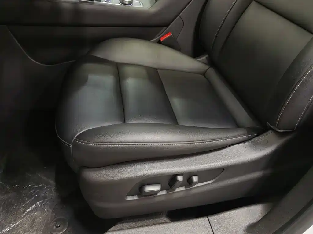 Cadillac XT4 — миниатюра 20