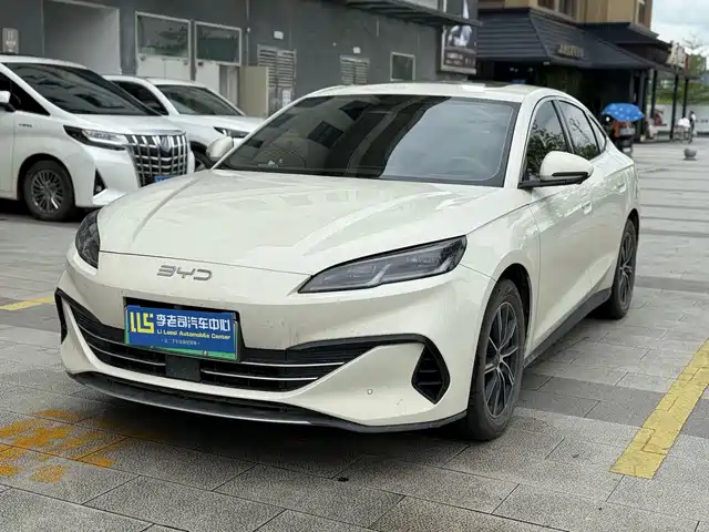 2025 BYD Seal