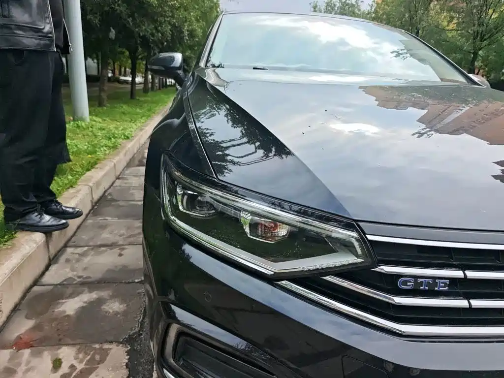 Volkswagen Magotan PHEV — миниатюра 7