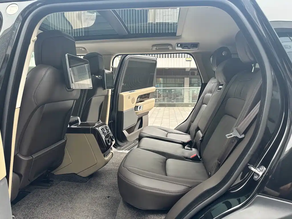 Land Rover Range Rover — миниатюра 10