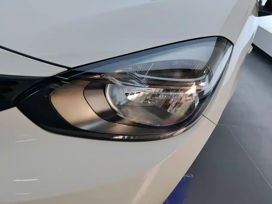 Honda Fit — миниатюра 5