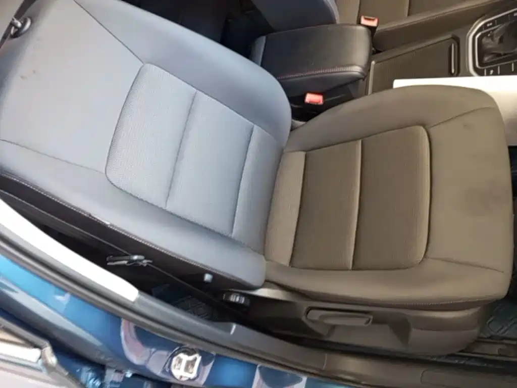Volkswagen Golf Sportsvan — миниатюра 25
