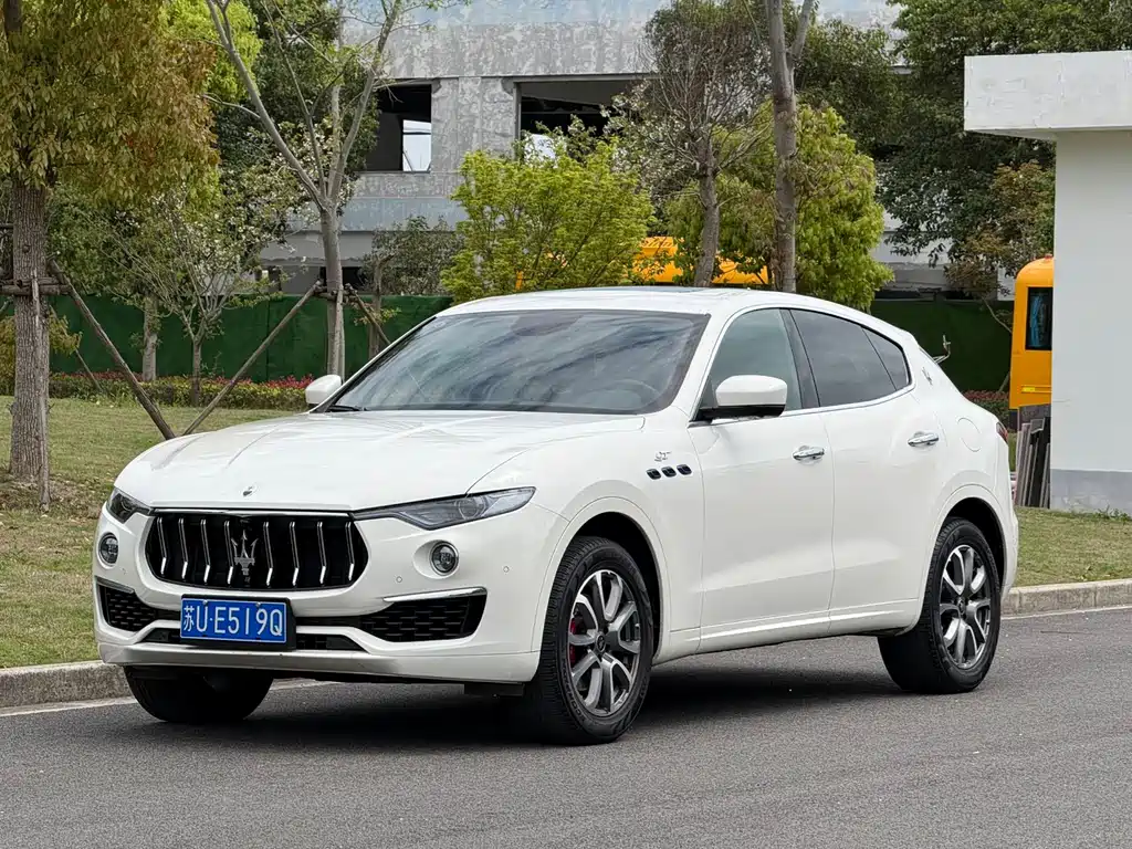 Maserati Levante 2022