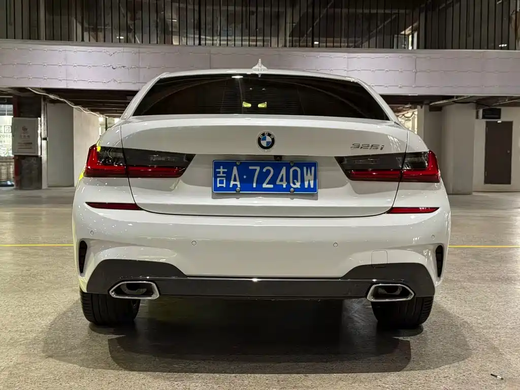 BMW 3 Series — миниатюра 8