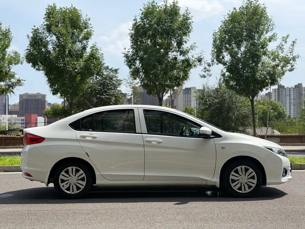 Honda City — миниатюра 7