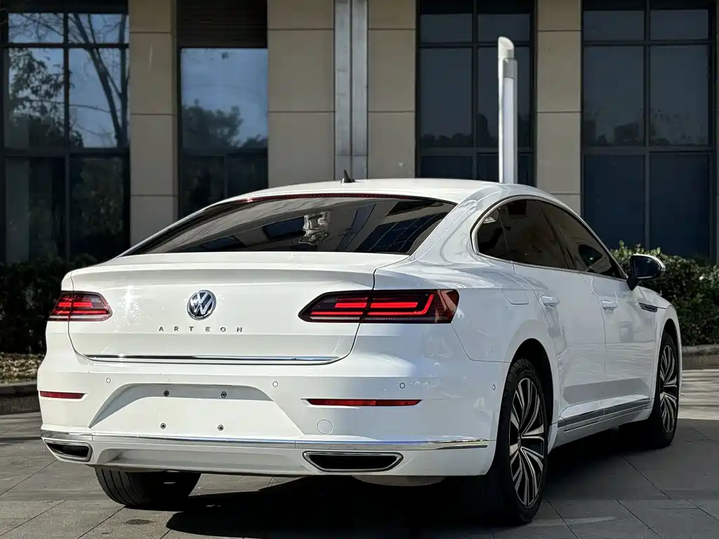 Volkswagen CC — миниатюра 10