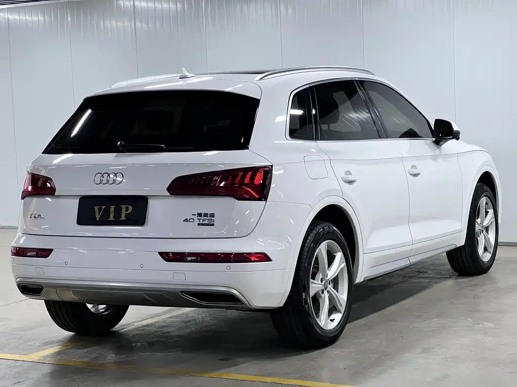 Audi Q5L 2018 40 TFSI V