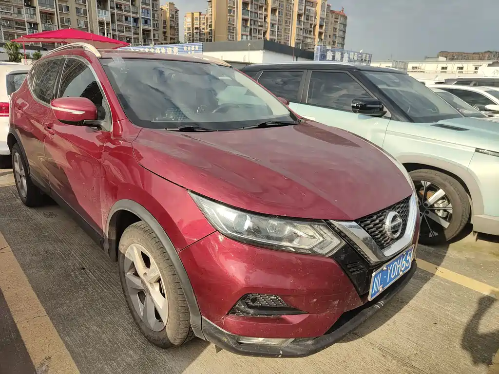 Nissan Qashqai — миниатюра 3