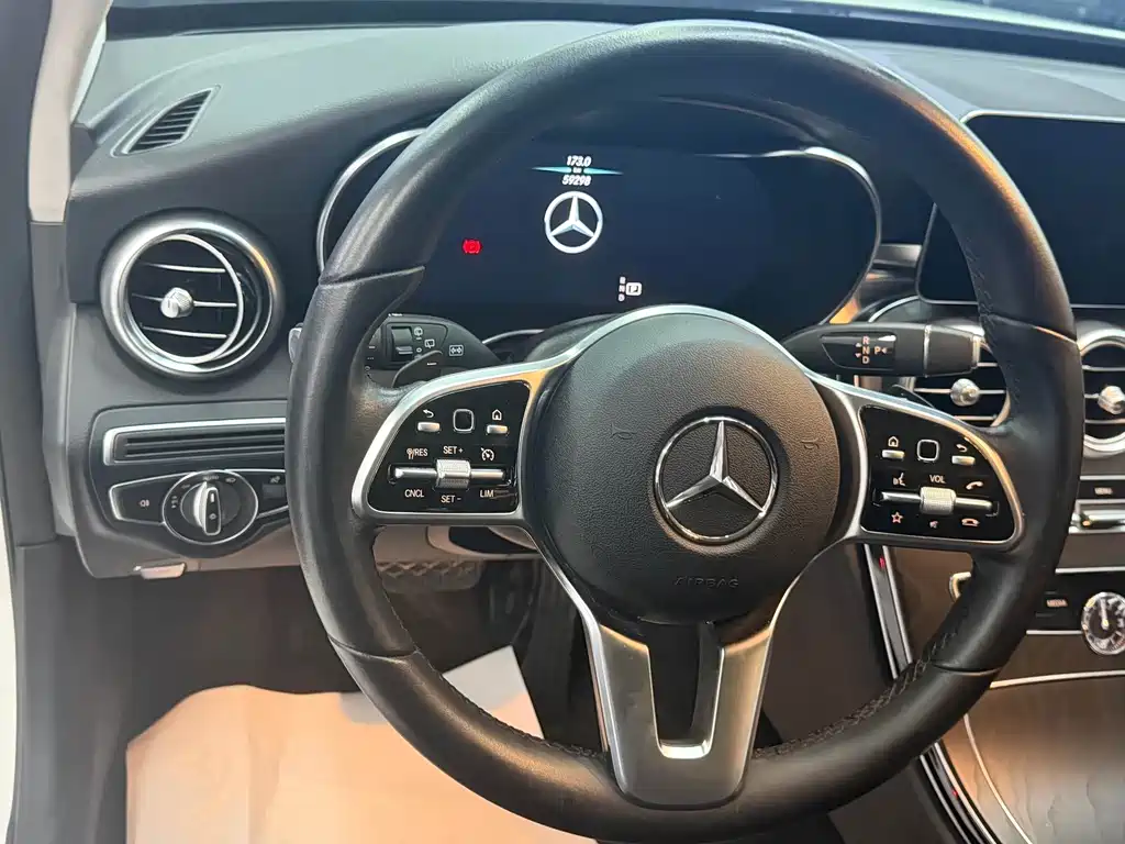Mercedes-Benz C-Class (Import) — миниатюра 7
