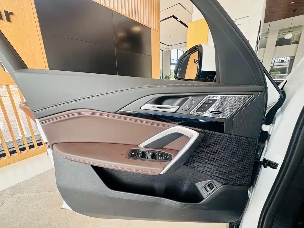 BMW X1 — миниатюра 14