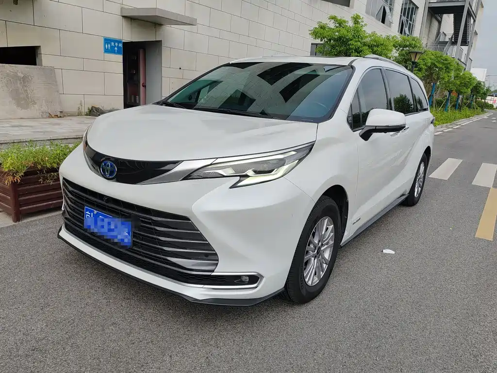 Toyota Sienna
