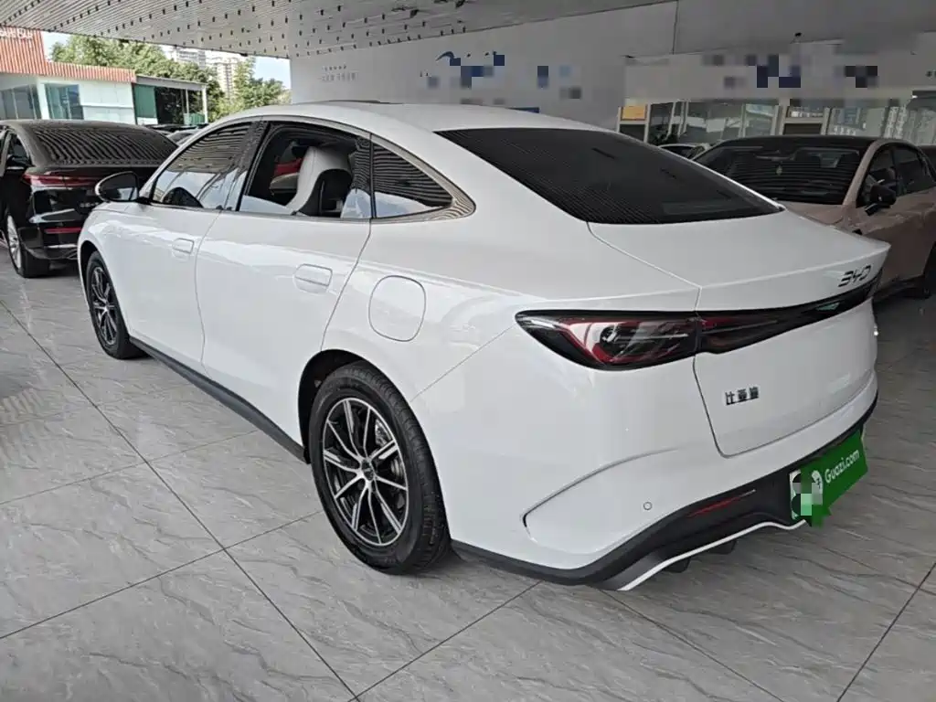 BYD Seal 06 — миниатюра 5