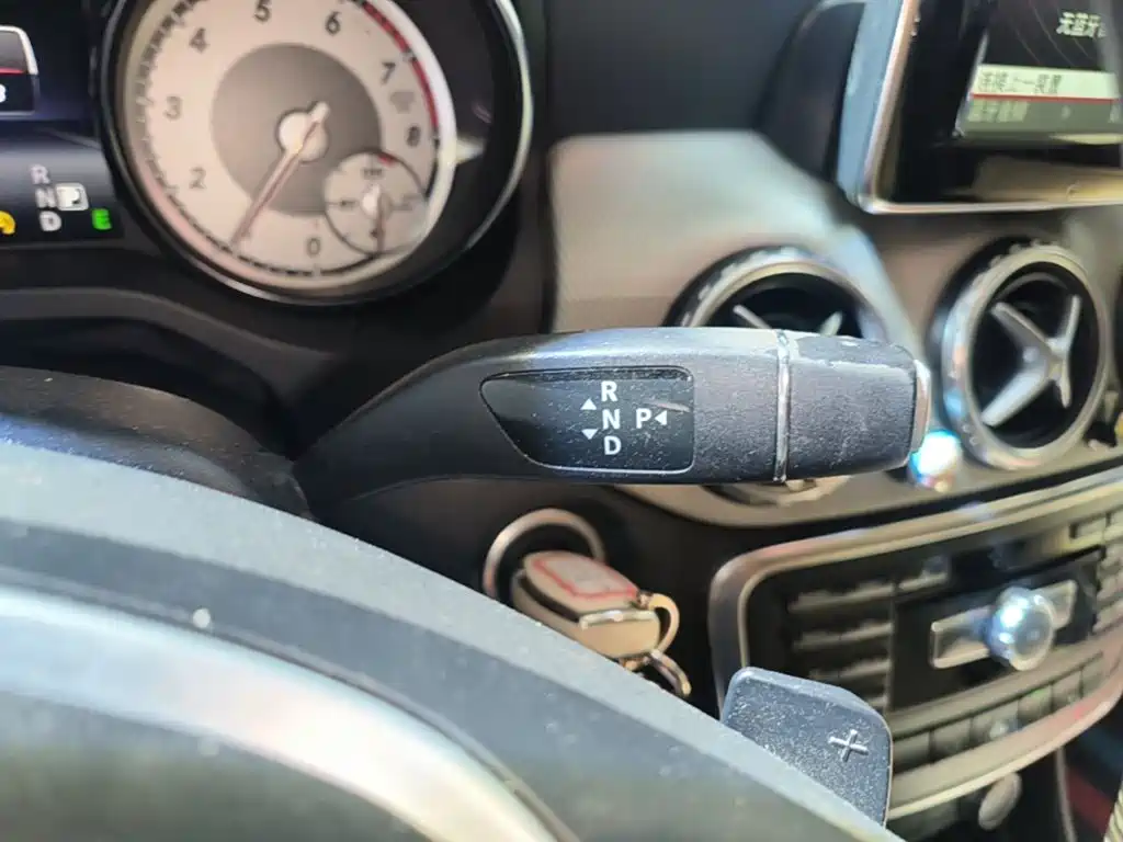Mercedes-Benz GLA — миниатюра 14