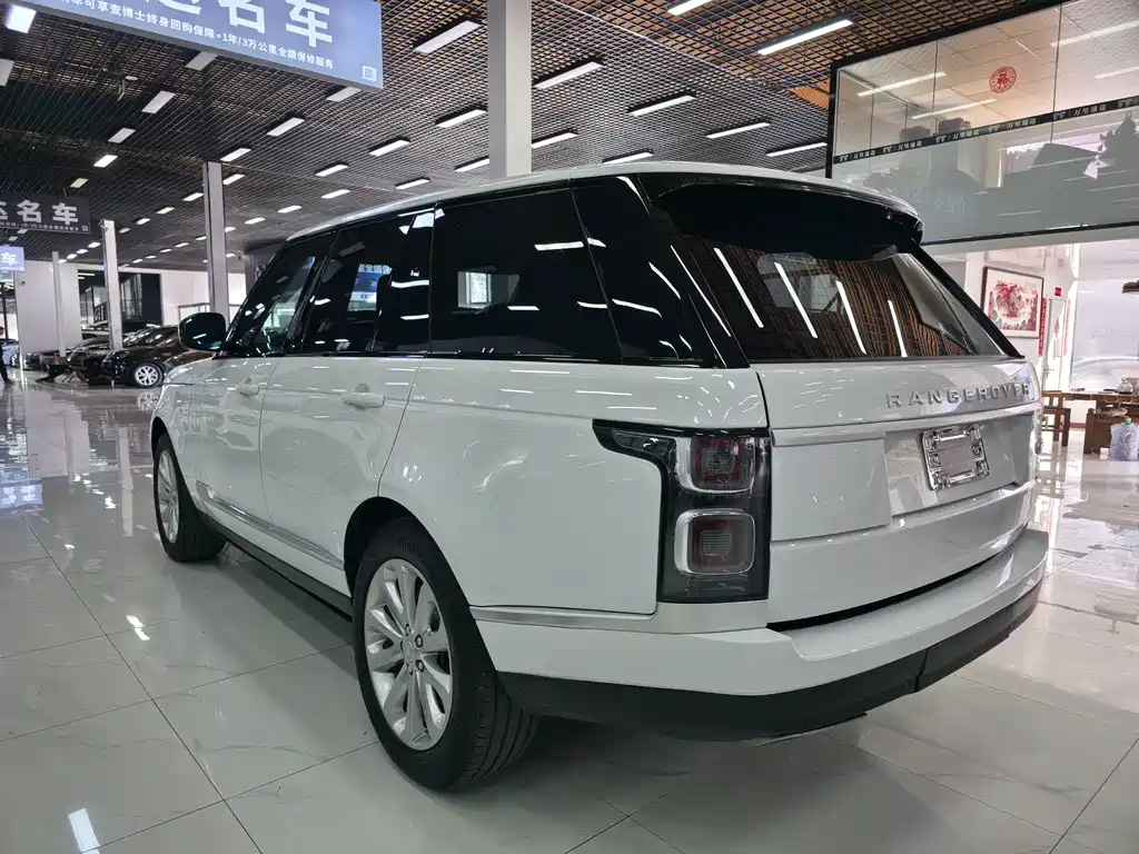 Land Rover Range Rover — миниатюра 10