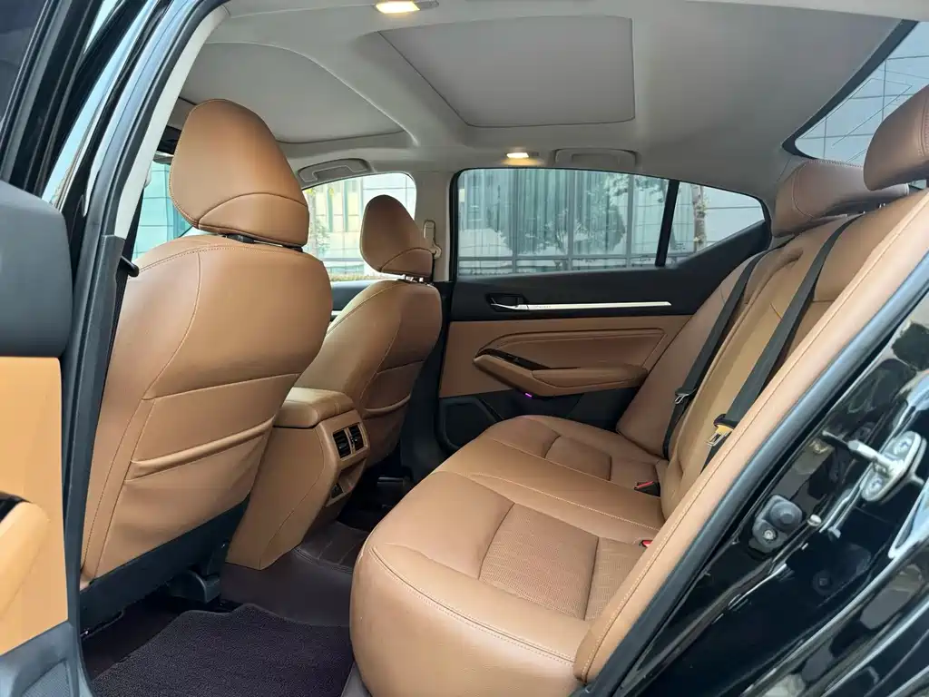 Nissan Teana — миниатюра 9