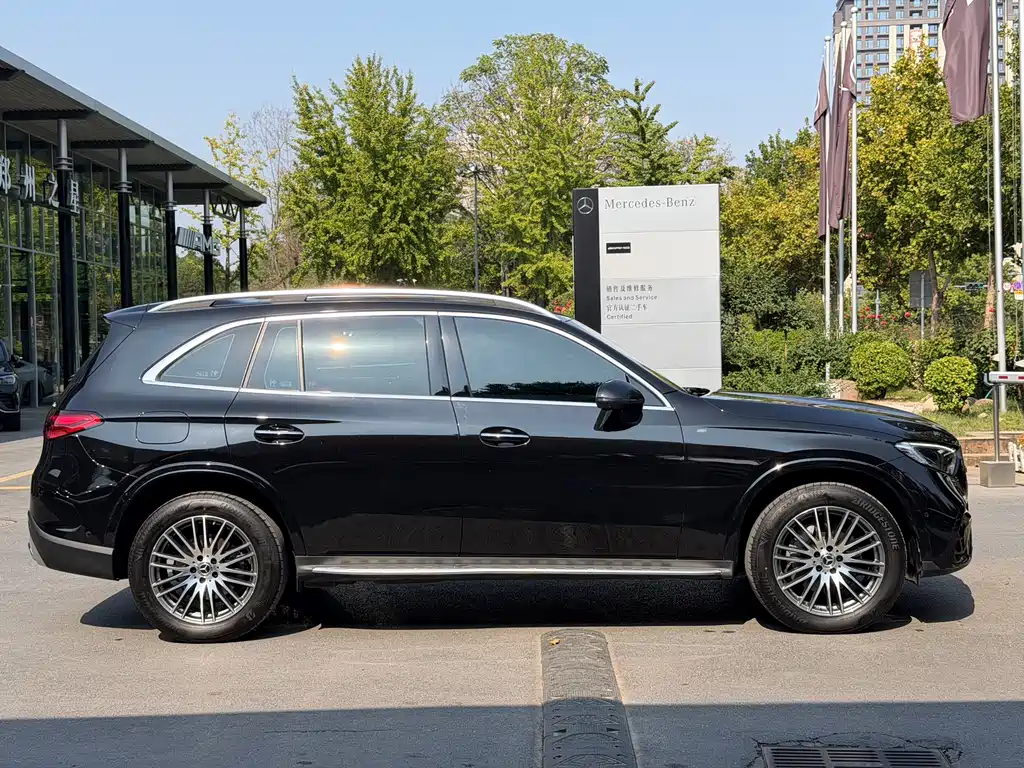 Mercedes-Benz GLC — миниатюра 5