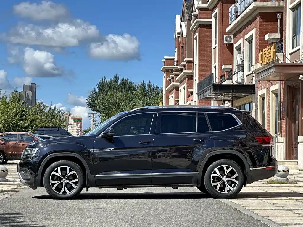 Volkswagen Teramont — миниатюра 5