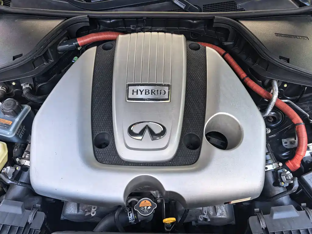 Infiniti Q70 — миниатюра 23